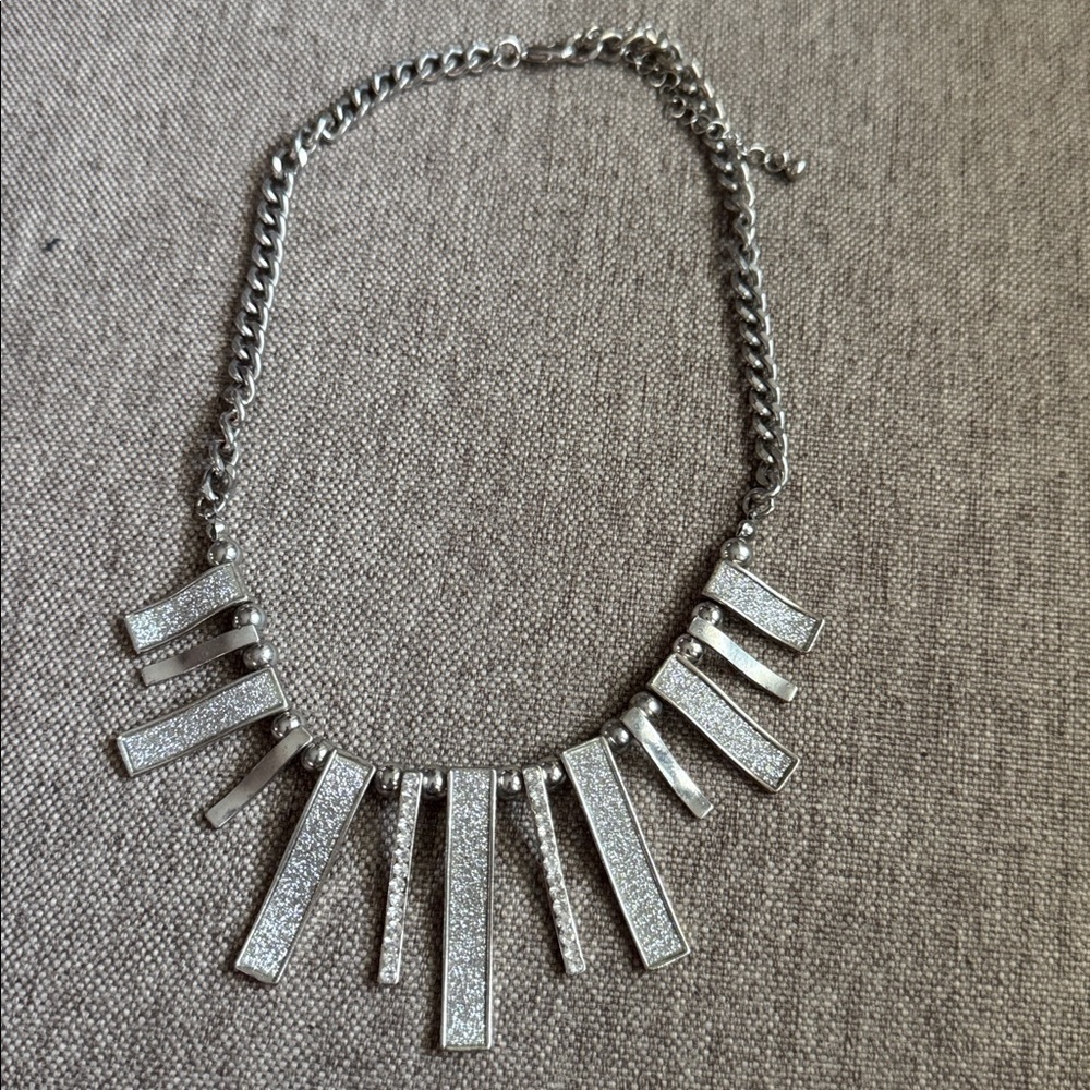 Silver Statement Necklace 6.5"